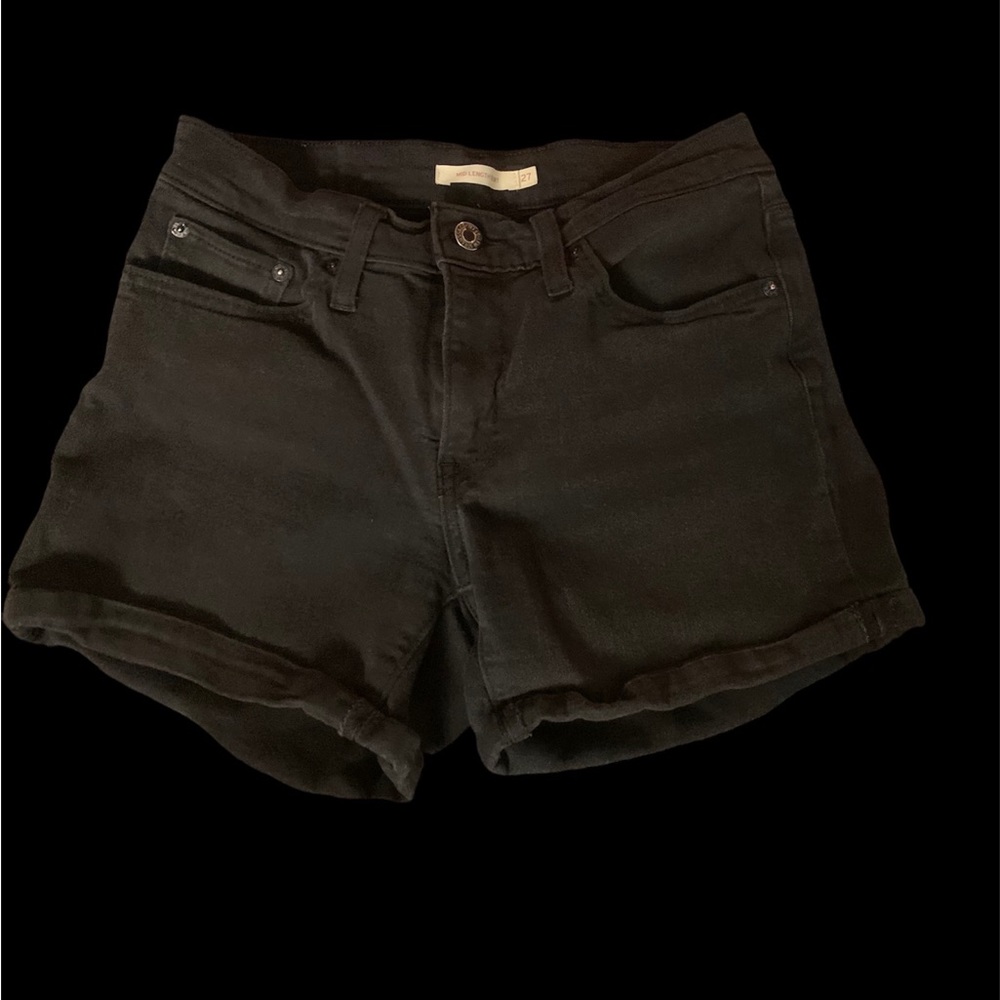 Levis Mid-Length Black Shorts